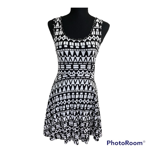 Sale 3 for $10 - Uniquely Designed Black and White Mini Dress NWOT - Picture 1 of 9